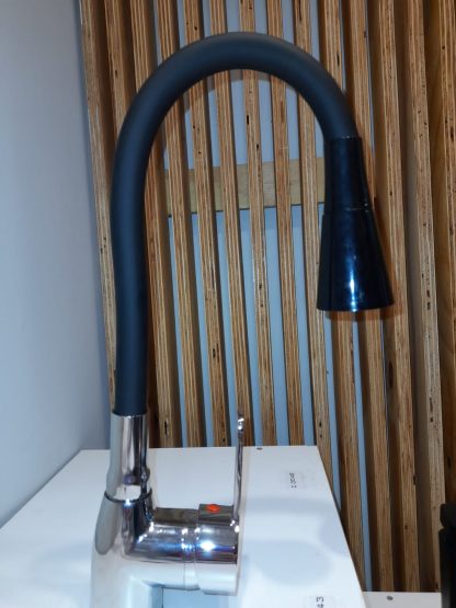 Griferia monocomando negra flexible con duchador mod.: B0717